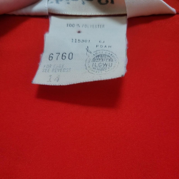 Retro Bright Red Button-Up - Picture 7 of 8